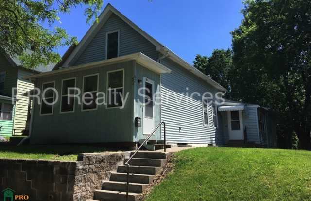 82 Front Avenue - 82 Front Avenue, St. Paul, MN 55117