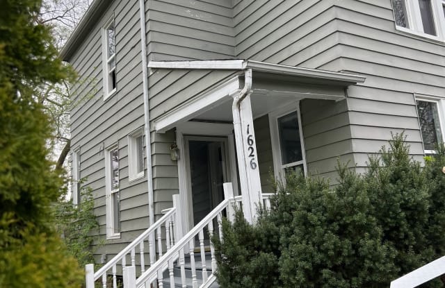 1626 North Linn Street - 1626 North Linn Street, Peoria, IL 61604