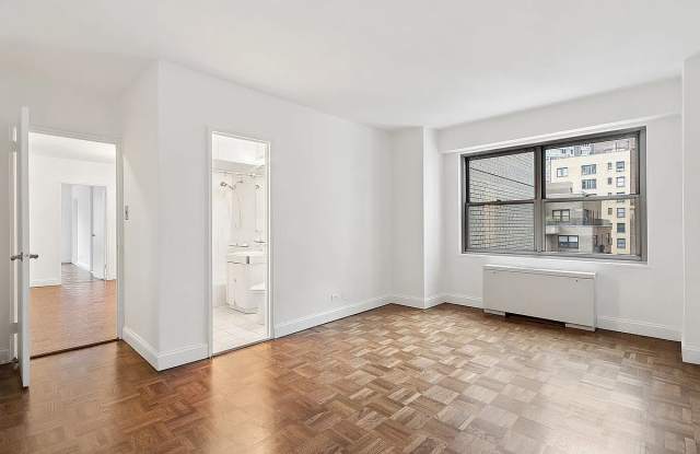 400 E 56th St # 4046 Gallery 1