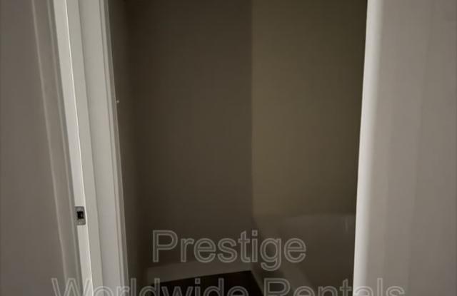 2708 Lumpkin Court Gallery 4