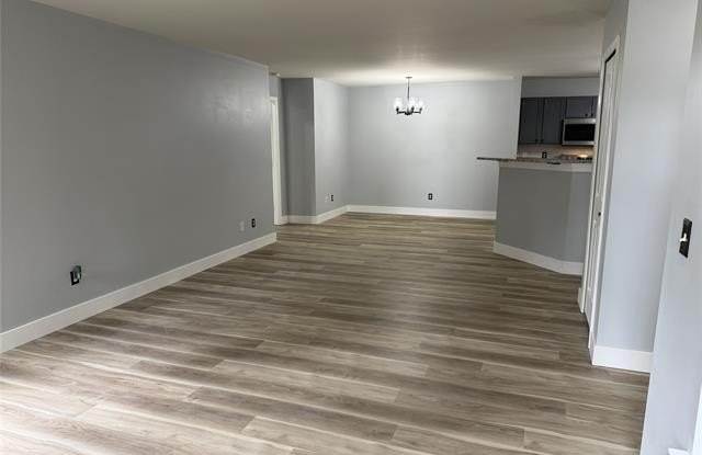 4129 Hampton Ridge Boulevard Gallery 4