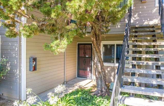 Move-In Ready 1-Bedroom Condo in Cobblestone Glen – $1,495 SEE VIDEO photos photos