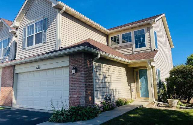 1665 S Candlestick Way - 1665 South Candlestick Way, Waukegan, IL 60048