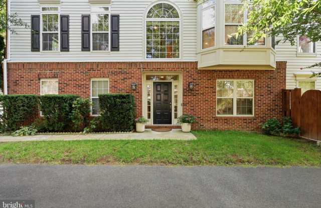 6318 FRANCONIA COMMONS Drive Gallery 2
