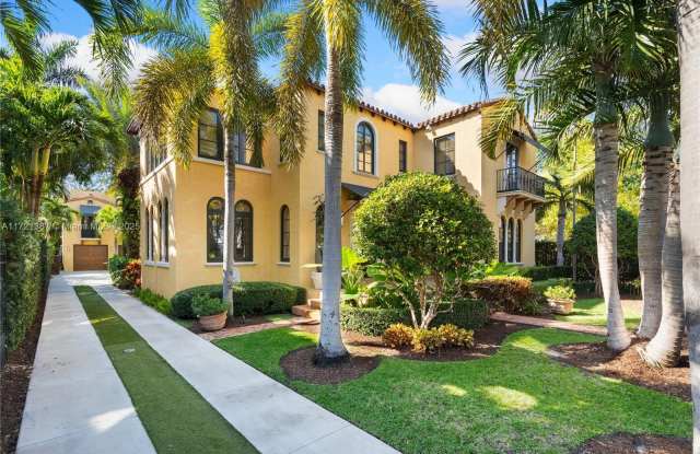 2330 Prairie Ave photos photos