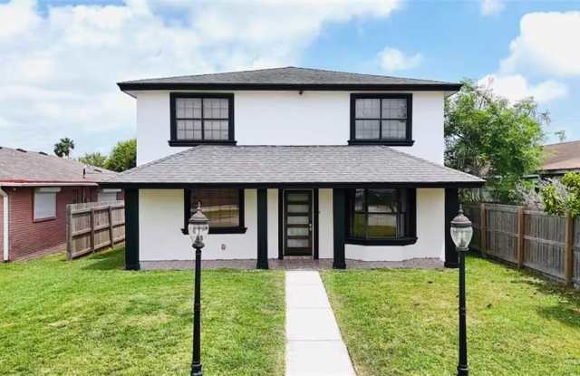 1754 Illinois Avenue photos photos