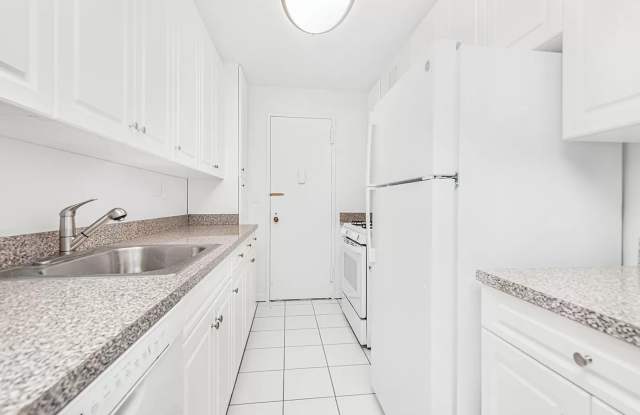 Beautiful 1 Bed 1 Bath Available - 3333 Henry Hudson Parkway West, Bronx, NY 10463