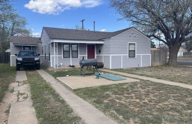 2504 30th Street photos photos