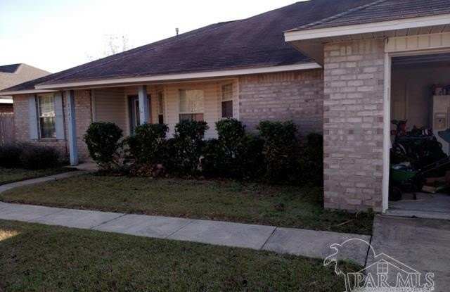 1343 Mazurek Blvd - 1343 Mazurek Boulevard, Ensley, FL 32514