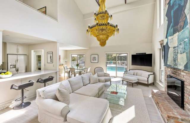 11 Sandown Court Gallery 3