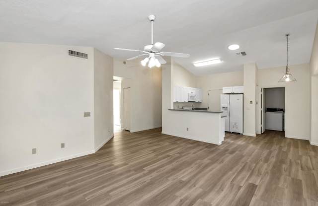 6500 S CYPRESS POINT Drive Gallery 4