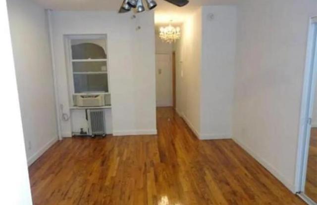 229 West 16th Street Gallery 4