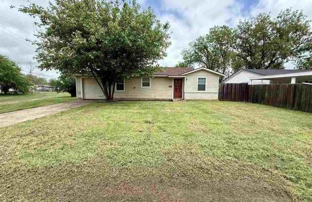 1609 LAS VEGAS TRAIL - 1609 Las Vegas Trail, Wichita Falls, TX 76306 1609 LAS VEGAS TRAIL - 1609 Las Vegas Trail, Wichita Falls, TX 76306