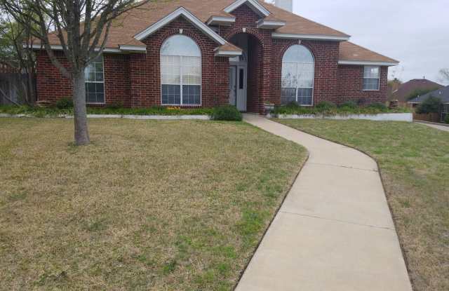 704 HONEYSUCKLE CIRCLE - 704 Honeysuckle Circle, Harker Heights, TX 76548