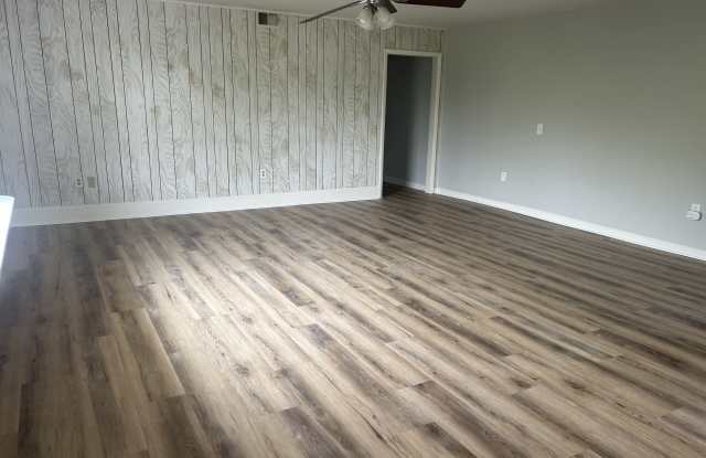 940 Willow Street Gallery 3