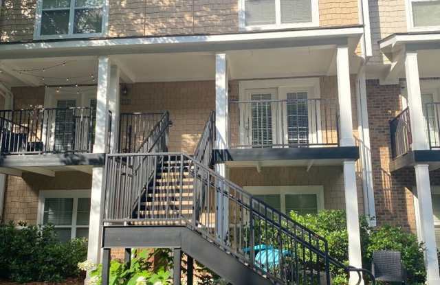 2 bedroom, 2 and 1/2 bathroom condo at the Summit photos photos