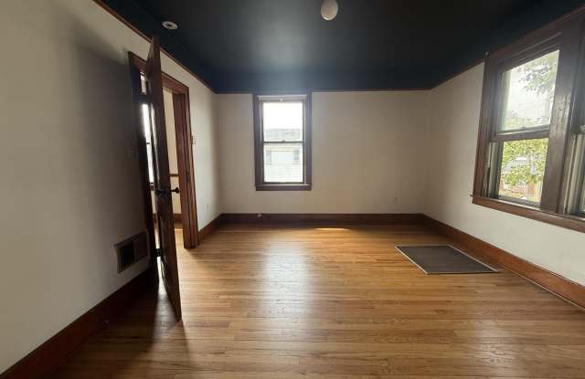 2600 Belmont Street Gallery 4