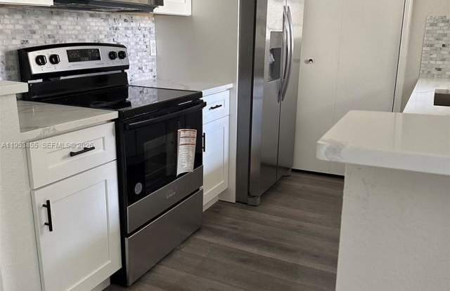 833 Riverside Drive photos photos