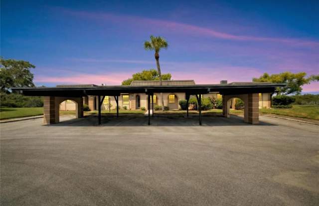 4112 HAMPTON DRIVE Gallery 2