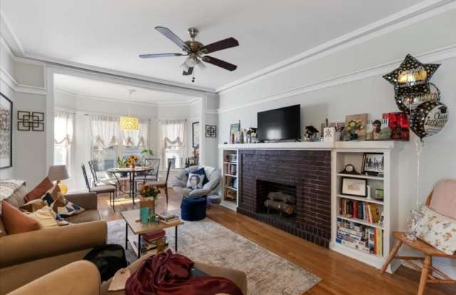1441 W North Shore photos photos