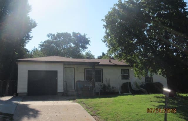 1308 Marydale Ave - 1308 Marydale Avenue, Midwest City, OK 73130