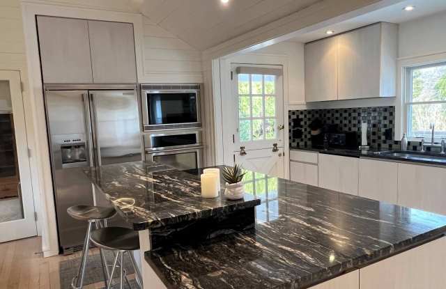 42 N Menantic Road photos photos 42 N Menantic Road photos photos