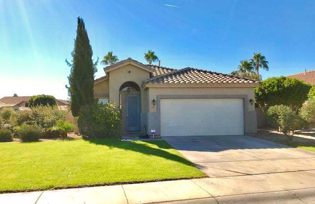 951 W DESERT BROOM Court - 951 W Desert Broom Ct, Chandler, AZ 85248