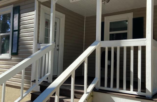 Renovated 4 Bedroom Home Close to FSU for August 2027!! photos photos Renovated 4 Bedroom Home Close to FSU for August 2027!! photos photos