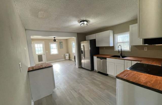 320 Creek St photos photos