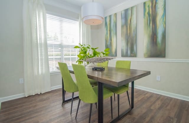 Woodhaven at Park Bridge Apartments Gallery 3