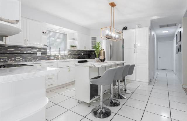 5640 Hayes St photos photos