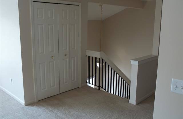 16885 Carriage Way Gallery 4