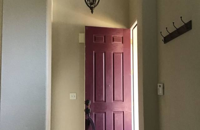 Beautiful 2 Story 4 Bedroom Home Gallery 4