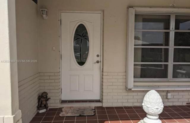 4709 NW 47th Ave photos photos