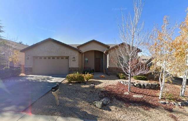 Gorgeous 3-bedrooms, 2-baths home located in Willow Hills! "In Prescott" photos photos