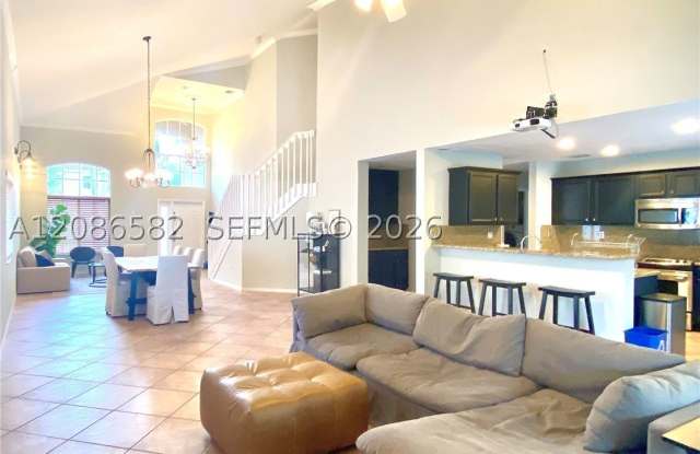 5344 NW 111th Ct Gallery 3