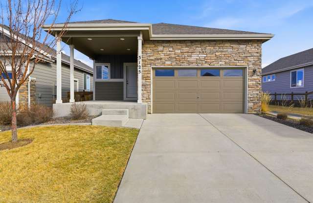 Updated 2-Bedroom, 2-Bathroom Home in Loveland photos photos