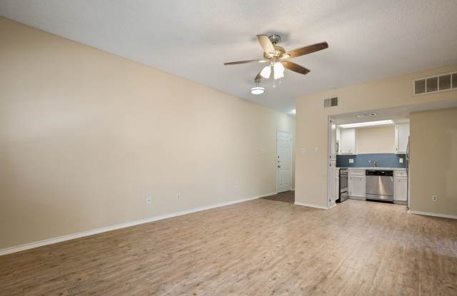 Landmark Square #203 Gallery 3