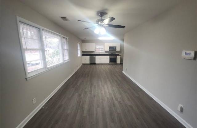 2916 Carriage Lane Gallery 4