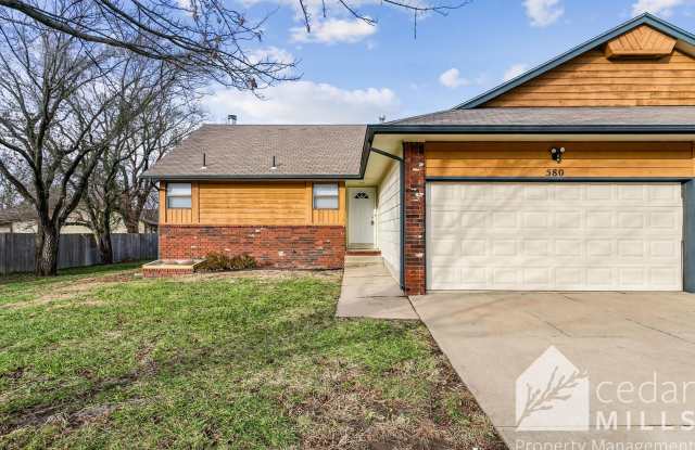 Andover Twin Home! - 580 West 3rd Street, Andover, KS 67002