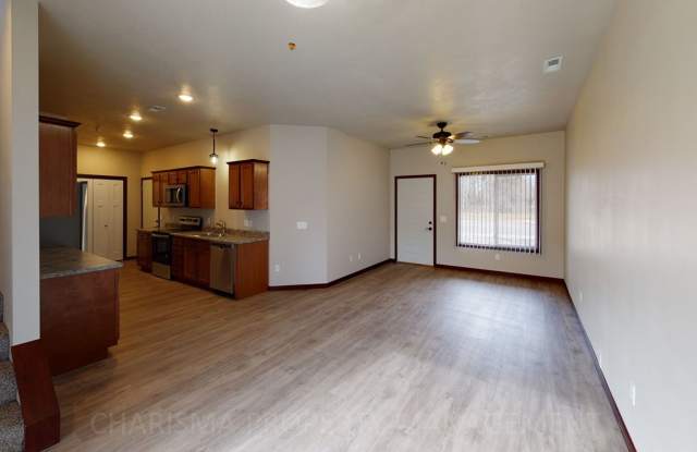 3 BD, 2.5 BA TOWNHOME, DOUBLE ATTACHED GARAGE, PET FRIENDLY, HARRISBURG Gallery 2