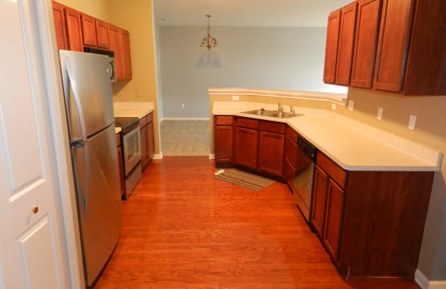 47576 Pembroke Dr Gallery 4