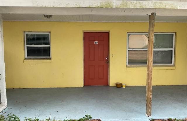 2121 Lakeview Drive Gallery 3