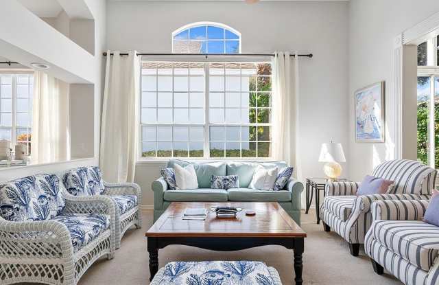 8823 Lakeside Circle Gallery 3