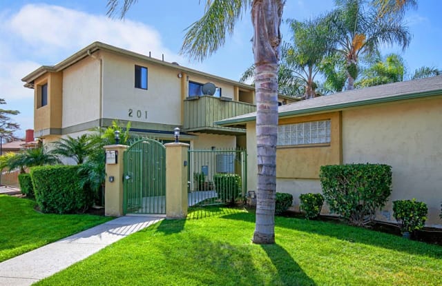 201 Twin Oaks Ave - 201 Twin Oaks Avenue, Chula Vista, CA 91910