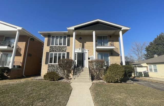 4532 Maple Avenue unit: 4 photos photos