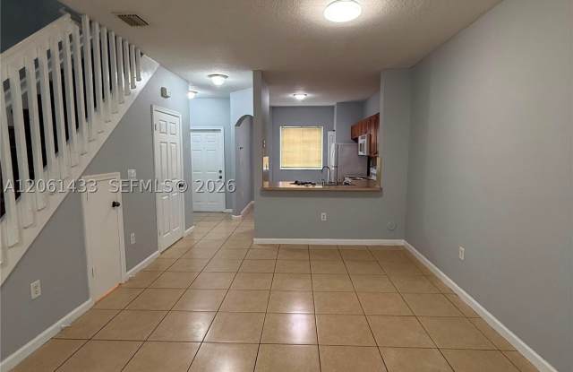 8811 S ISLES CR Gallery 3