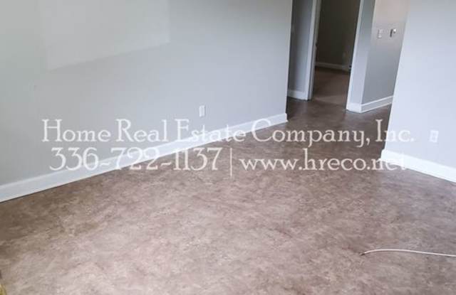 Cambridge Apartments | 2334 N. Cherry Street Apt D Gallery 4