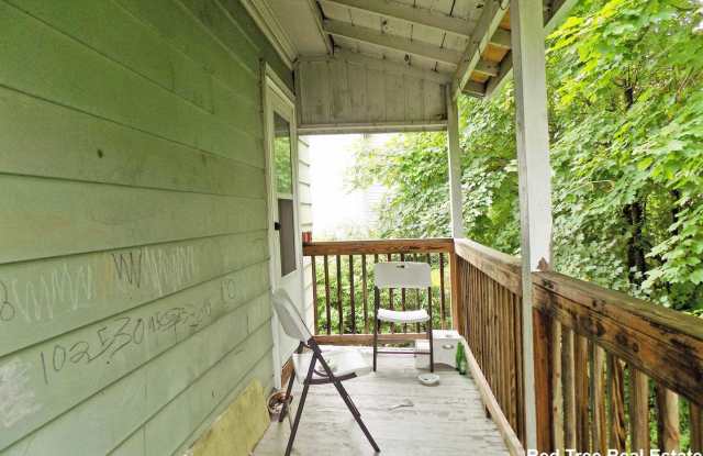 37 N Crescent Circuit Gallery 3