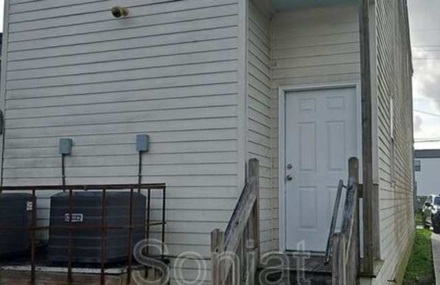 3511 Hamburg Street photos photos